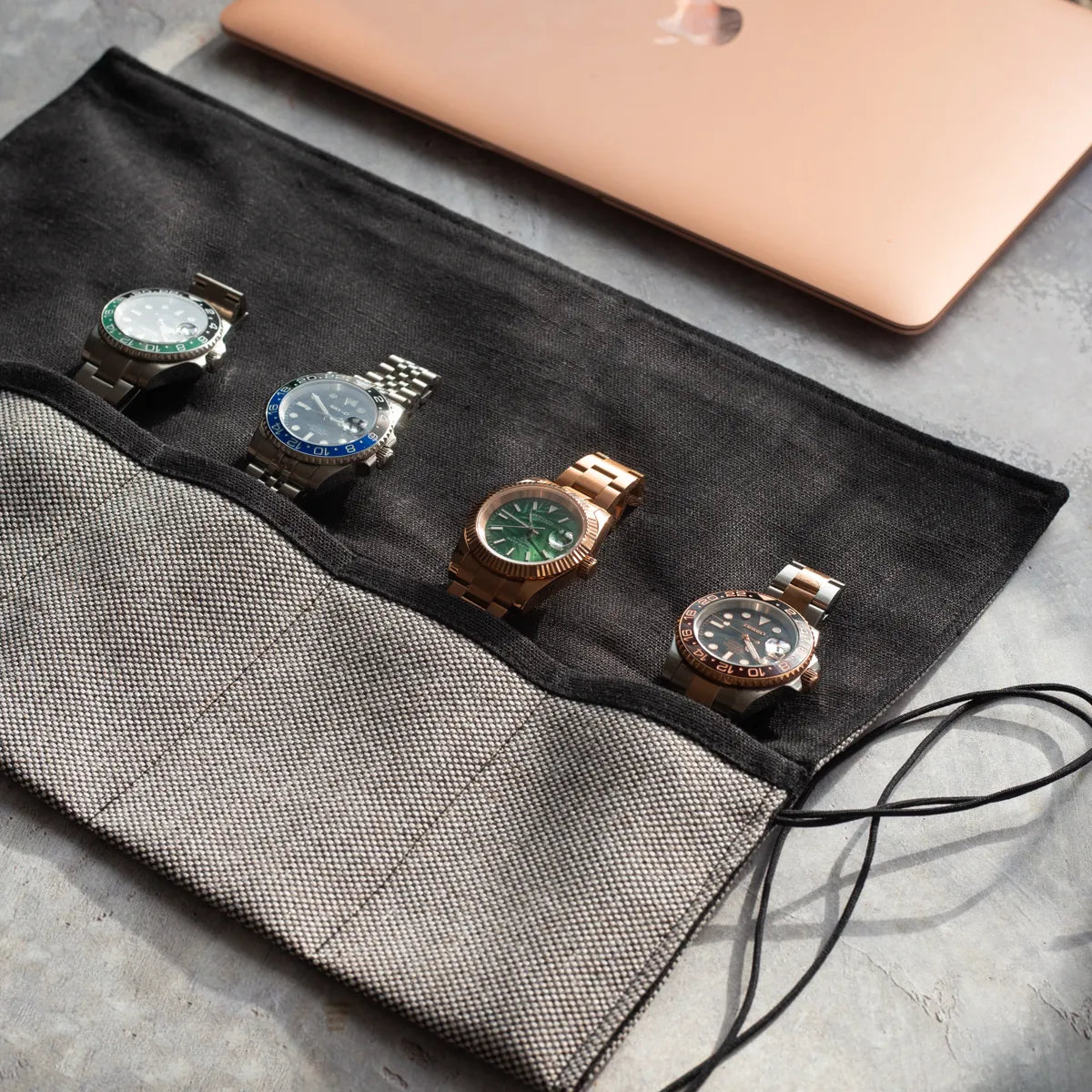 Rouleau de montres de voyage en tissu gris et noir pour 1, 3 ou 5 montres